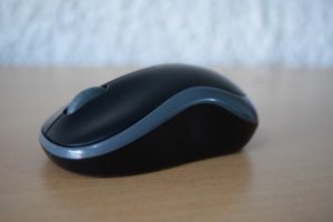 Comment réinitialiser une souris sans fil ?